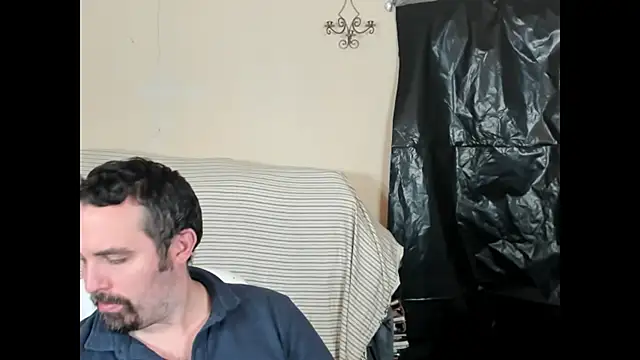 Snapshot of Metalstud chatting on 20, 11, 2025 Metalstud online show from 20, 11, 2025