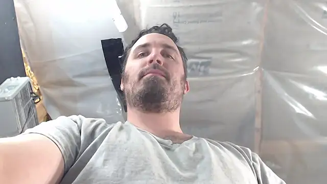 Snapshot of Metalstud chatting on 26, 2, 2025 Metalstud online show from 26, 2, 2025