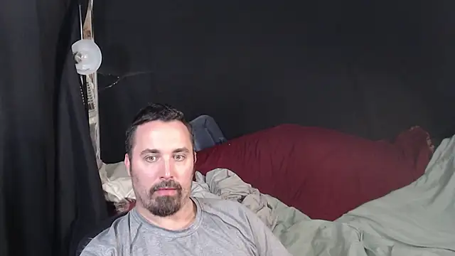 Snapshot of Metalstud chatting on 6, 10, 2025 Metalstud online show from 6, 10, 2025