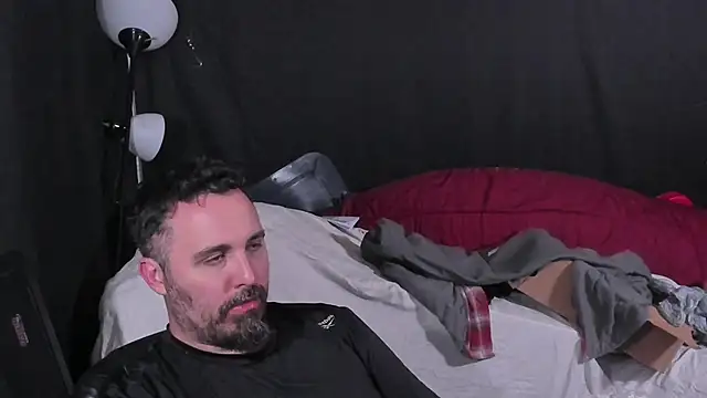 Snapshot of Metalstud chatting on 4, 5, 2026 Metalstud online show from 4, 5, 2026