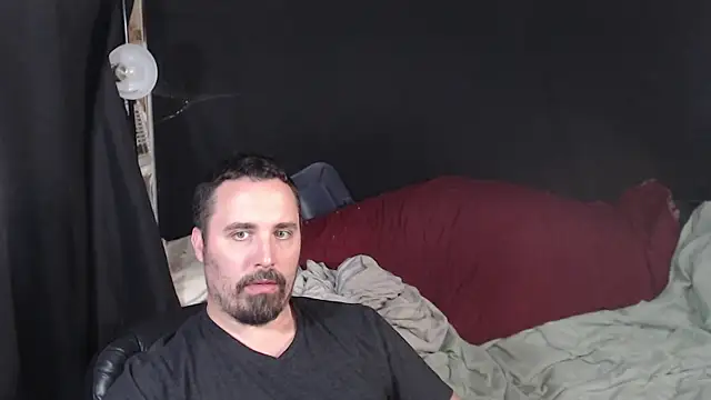 Snapshot of Metalstud chatting on 9, 10, 2025 Metalstud online show from 9, 10, 2025