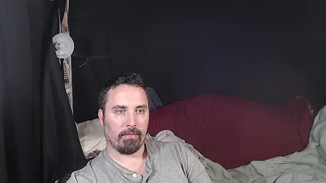 Snapshot of Metalstud chatting on 8, 10, 2025 Metalstud online show from 8, 10, 2025