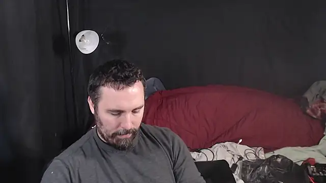 Snapshot of Metalstud chatting on 29, 10, 2025 Metalstud online show from 29, 10, 2025