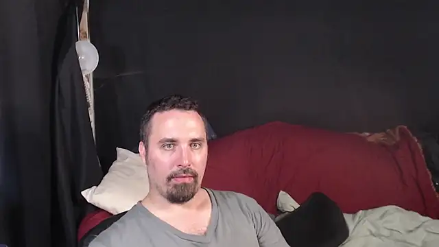 Snapshot of Metalstud chatting on 1, 10, 2025 Metalstud online show from 1, 10, 2025