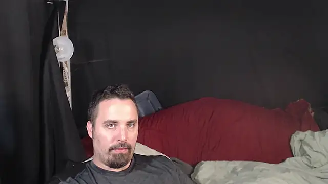 Snapshot of Metalstud chatting on 4, 10, 2025 Metalstud online show from 4, 10, 2025