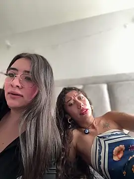 vaneelee online show from 15, 3, 2026