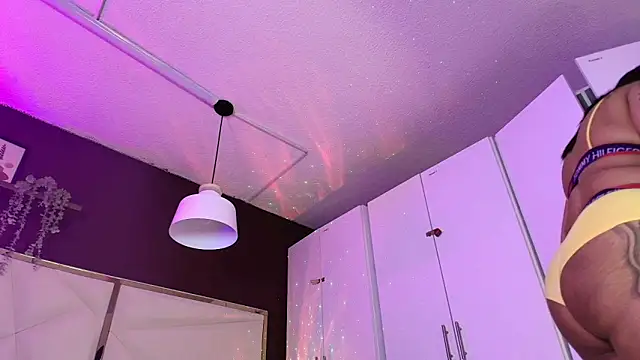 Inndrahot online show from 14, 11, 2025