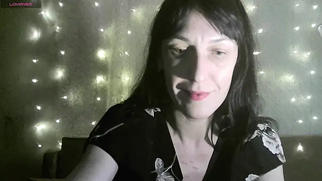 MarieODahliaS online show from 18, 11, 2025