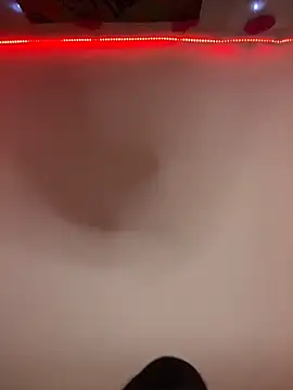 Snapshot of Emma_Brown_12 chatting on 31, 10, 2025 Emma Brown 12 online show from 31, 10, 2025