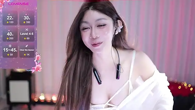 Snapshot of Angel-Bei-bei chatting on 13, 3, 2025 Angel-Bei-bei online show from 13, 3, 2025