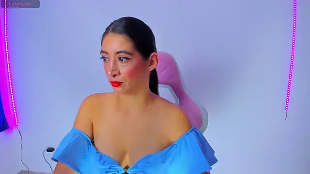 MeganWhite3 online show from 2, 3, 2025