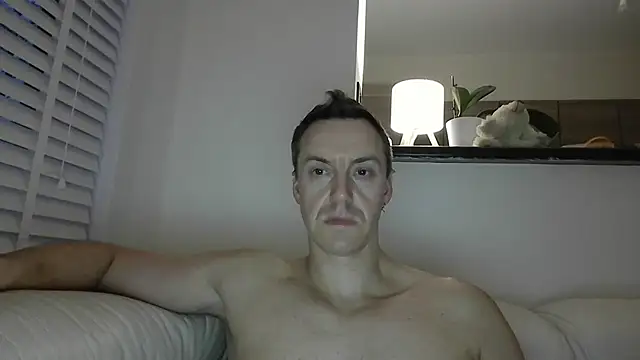 Snapshot of ploki2180 chatting on 1, 3, 2026 ploki2180 online show from 1, 3, 2026