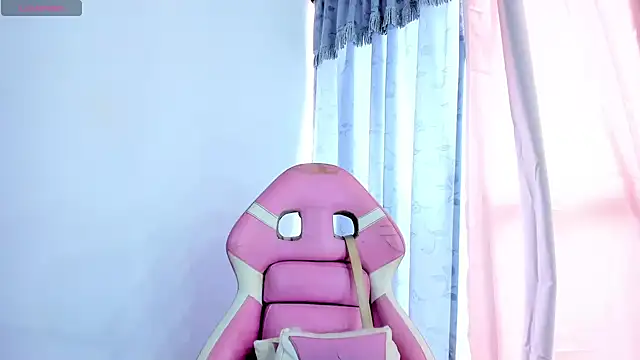 briitany hot online show from 6, 10, 2025