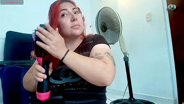 abigail curvy online show from 23, 10, 2025