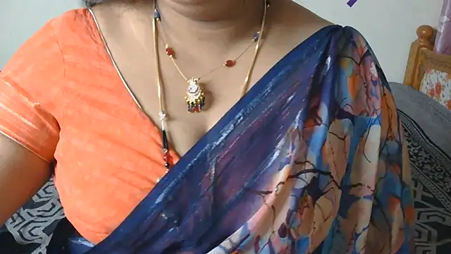 Snapshot of Love_4Sex chatting on 20, 7, 2026 Love 4Sex online show from 20, 7, 2026