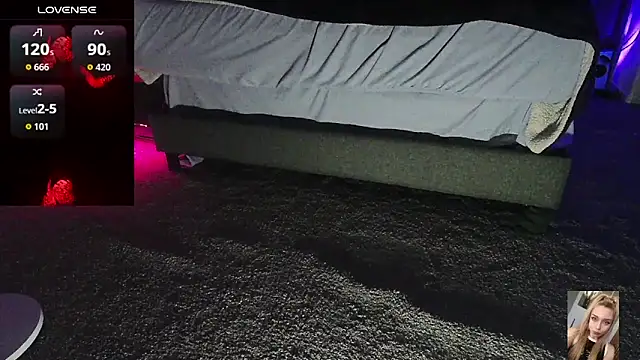 Blondiewithanass online show from 12, 3, 2026