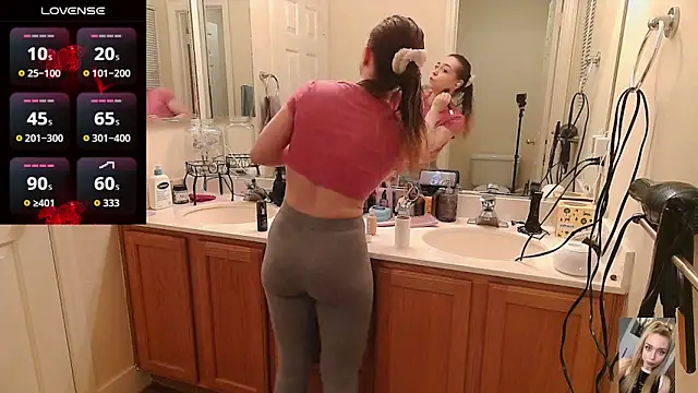 Blondiewithanass online show from 2, 3, 2026