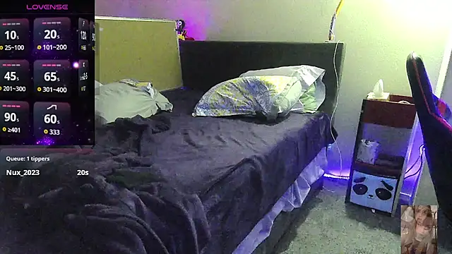 Blondiewithanass online show from 26, 11, 2025