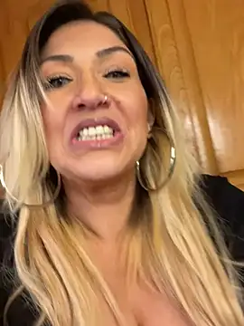 LittleMissEeve online show from 15, 3, 2025