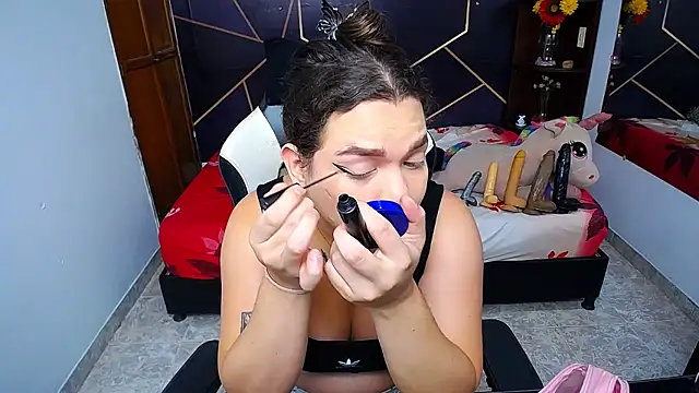 ShantalBlonde online show from 20, 9, 2025