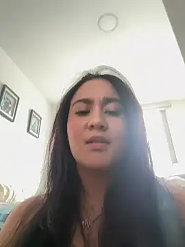 Nina lovi online show from 5, 5, 2026