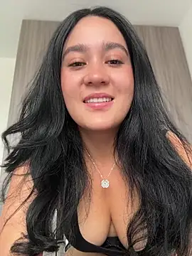 Snapshot of Nina_lovi chatting on 9, 7, 2026 Nina lovi online show from 9, 7, 2026