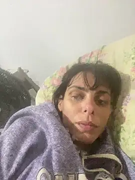 Snapshot of Sarah-safada chatting on 4, 6, 2026 Sarah-safada online show from 4, 6, 2026