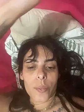 Snapshot of Sarah-safada chatting on 27, 4, 2026 Sarah-safada online show from 27, 4, 2026