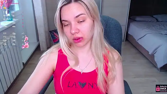 Snapshot of Lana__Nova chatting on 17, 5, 2026 Lana Nova online show from 17, 5, 2026