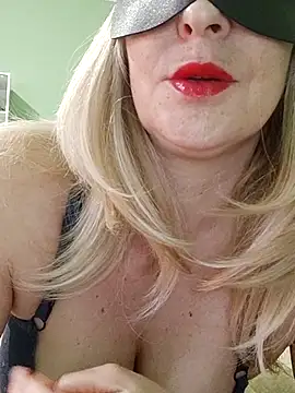 Snapshot of Vivian115 chatting on 16, 5, 2026 Vivian115 online show from 16, 5, 2026
