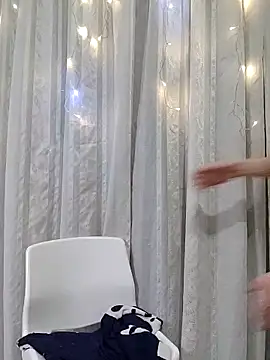 Vivian115 online show from 10, 2, 2026