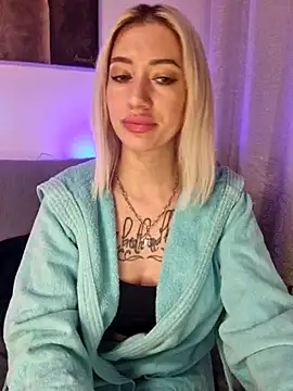 Fuck-Gina online show from 3, 3, 2025