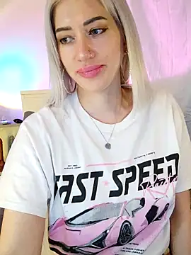 Snapshot of Fuck-Gina chatting on 10, 5, 2026 Fuck-Gina online show from 10, 5, 2026