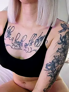 Fuck-Gina online show from 17, 12, 2025