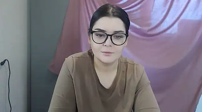Snapshot of ohhhMie chatting on 11, 2, 2025 ohhhMie online show from 11, 2, 2025