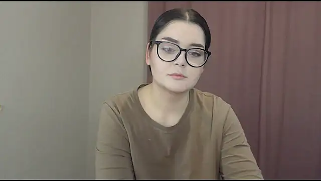 Snapshot of ohhhMie chatting on 1, 3, 2025 ohhhMie online show from 1, 3, 2025