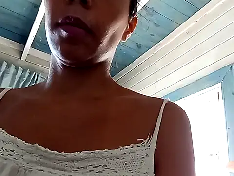 Luna-Natural online show from 3, 3, 2025