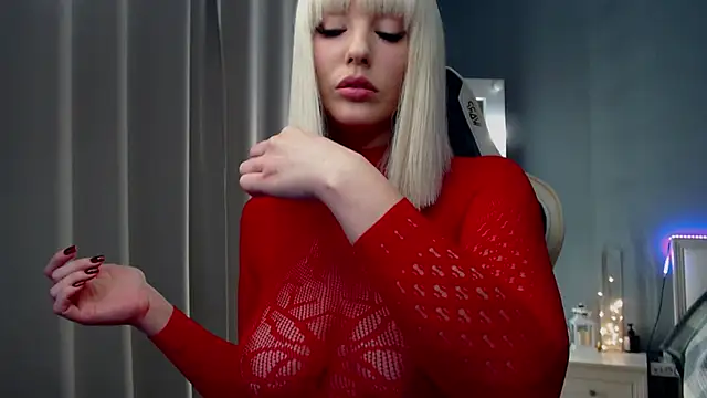 Snapshot of Queensy_Sins chatting on 31, 1, 2025 Queensy Sins online show from 31, 1, 2025