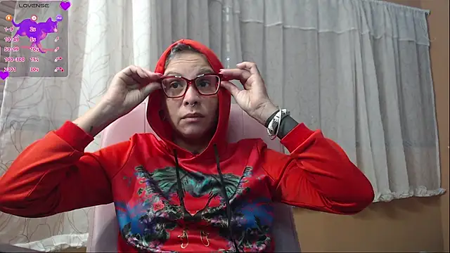 Snapshot of moon_cat85 chatting on 22, 6, 2026 moon cat85 online show from 22, 6, 2026