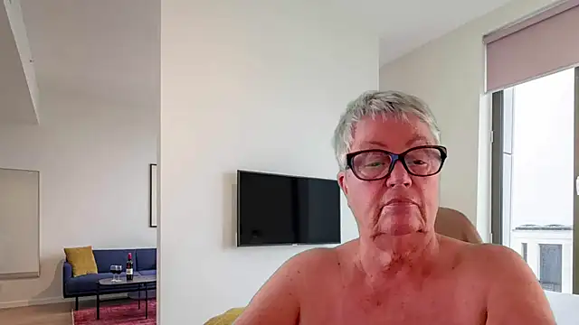 GrannyChrissy68 online show from 23, 5, 2026