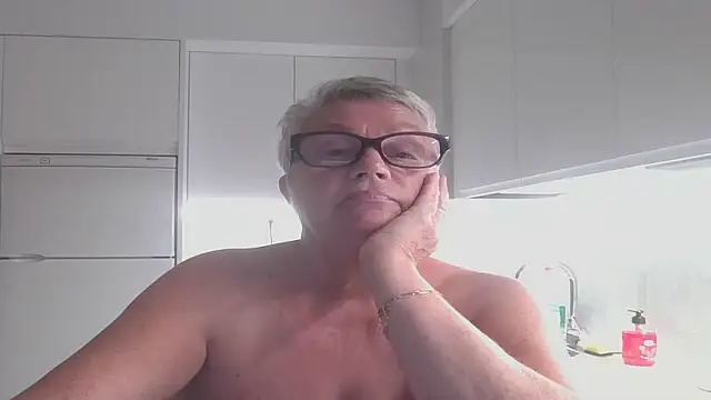 GrannyChrissy68 online show from 14, 10, 2025