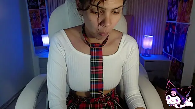 Snapshot of ximena_diaz chatting on 4, 2, 2025 ximena diaz online show from 4, 2, 2025