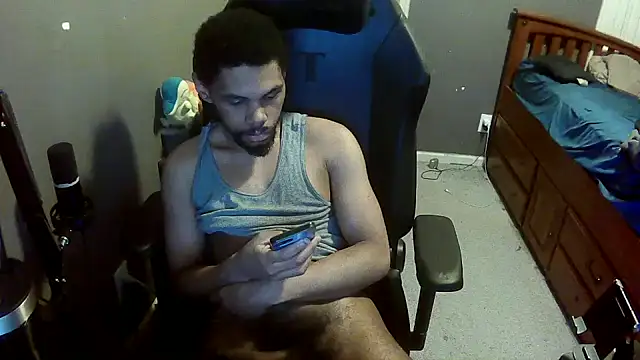 Snapshot of Neovergil0 chatting on 7, 11, 2025 Neovergil0 online show from 7, 11, 2025