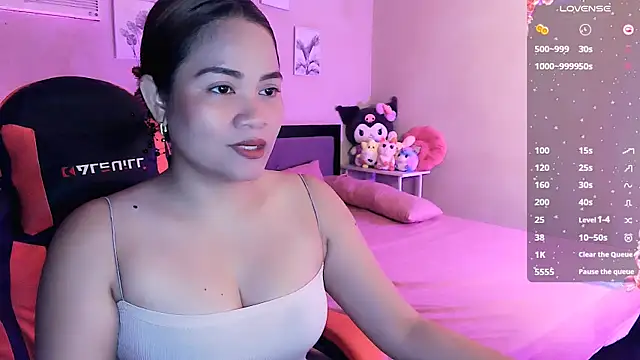 yenyen  online show from 14, 4, 2026