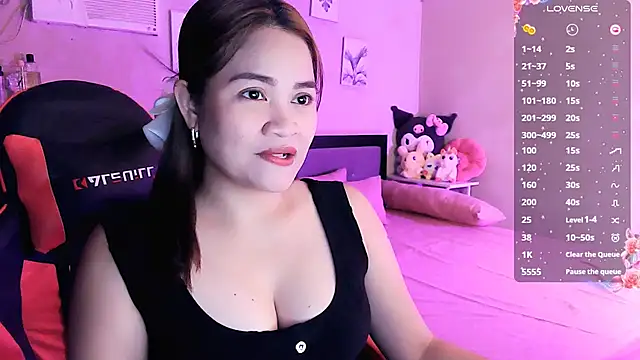 yenyen  online show from 25, 3, 2026