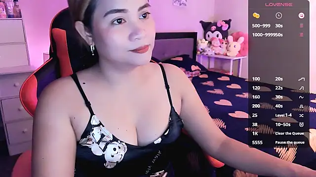 Snapshot of yenyen_ chatting on 7, 7, 2026 yenyen online show from 7, 7, 2026