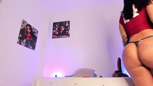 Snapshot of Ariana_lopezz chatting on 7, 11, 2025 Ariana lopezz online show from 7, 11, 2025