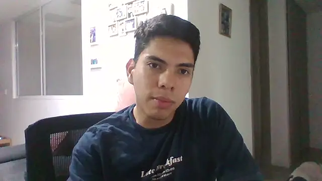 Snapshot of michelangelus2000 chatting on 26, 9, 2025 michelangelus2000 online show from 26, 9, 2025