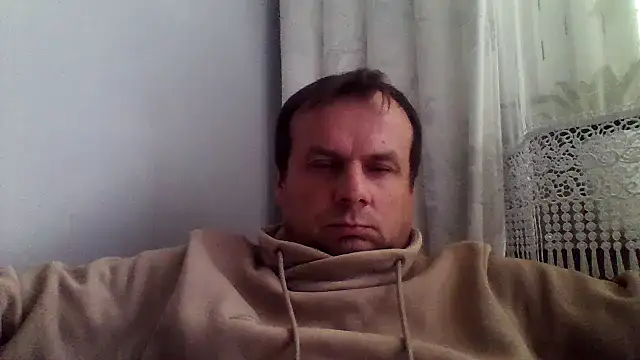 Snapshot of grzes19763 chatting on 13, 5, 2026 grzes19763 online show from 13, 5, 2026