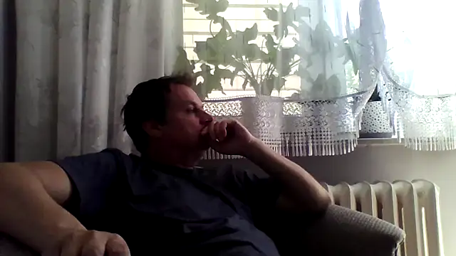 Snapshot of grzes19763 chatting on 20, 5, 2026 grzes19763 online show from 20, 5, 2026